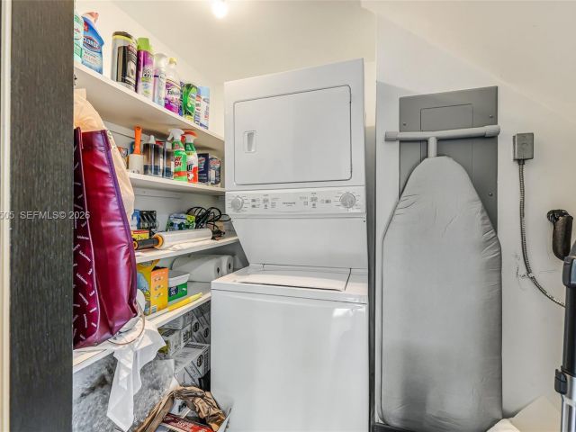 Apartment for rent  Unit #112 - photo 7531081