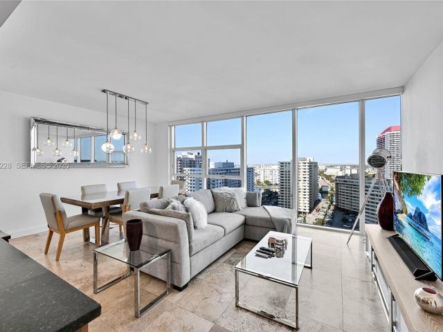 Apartment for rent  Unit #1707 - photo 7530755