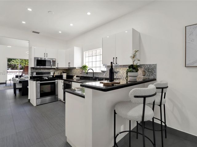 Home for sale at 1251 Hayes St - photo 7529864