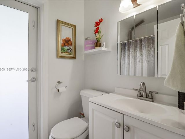 Home for sale at 10941 SW 180th St - photo 7529785