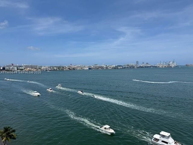 Apartment for rent  Unit #1216 - photo 7531355