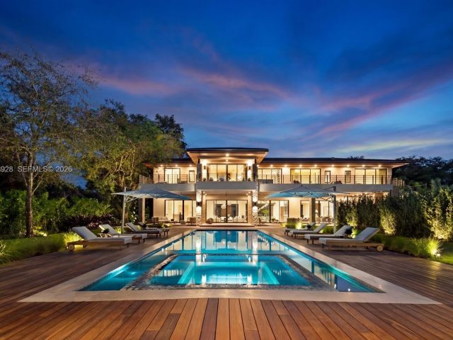 Home for sale at 5545 SW 81st Ter - photo 7530378