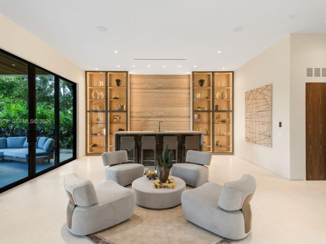 Home for sale at 5545 SW 81st Ter - photo 7530380