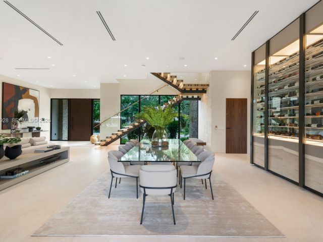 Home for sale at 5545 SW 81st Ter - photo 7530395