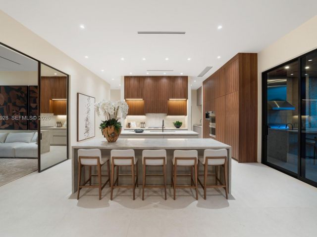 Home for sale at 5545 SW 81st Ter - photo 7530396