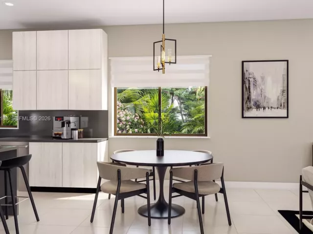 5-bedroom home for sale in Miami - 19613 NE 14 AVE - MondialRealty