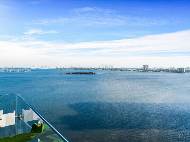 Apartment for rent  Unit #1404 - photo 7530670