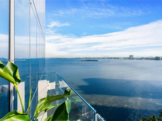 Apartment for rent  Unit #1404 - photo 7530671