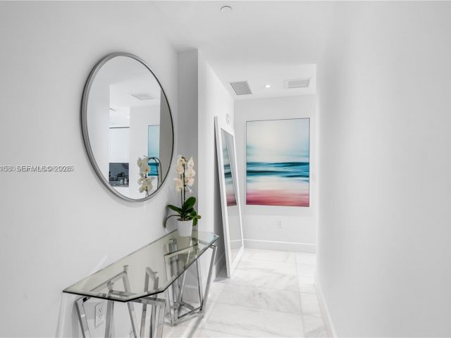 Apartment for rent  Unit #1404 - photo 7530672