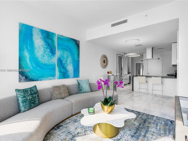 Apartment for rent  Unit #1404 - photo 7530682