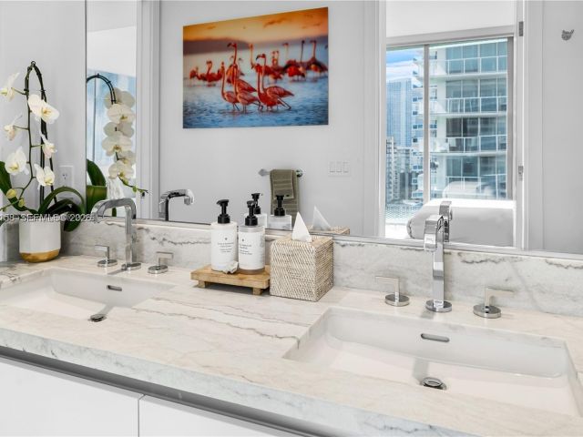 Apartment for rent  Unit #1404 - photo 7530683