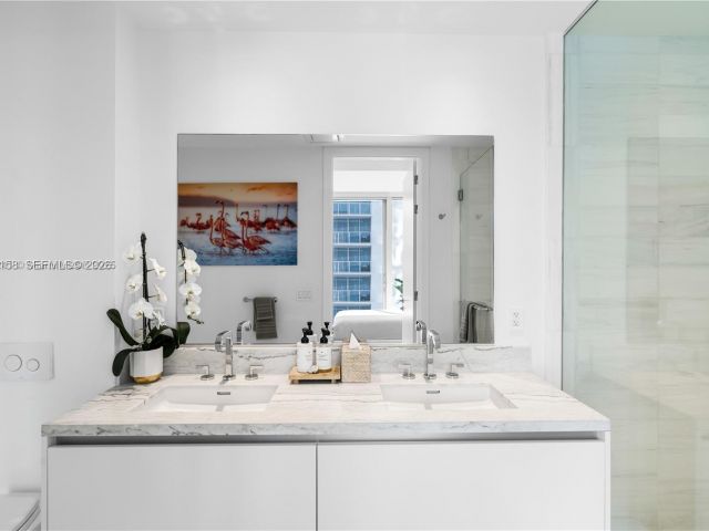 Apartment for rent  Unit #1404 - photo 7530684