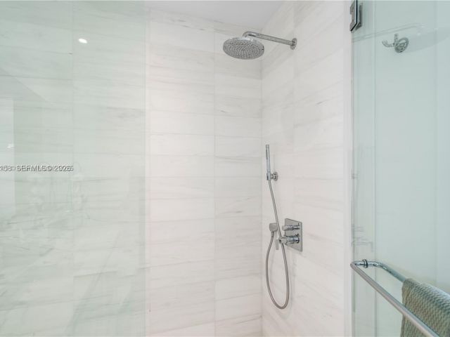 Apartment for rent  Unit #1404 - photo 7530686