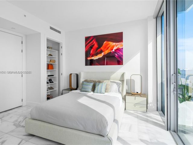 Apartment for rent  Unit #1404 - photo 7530687