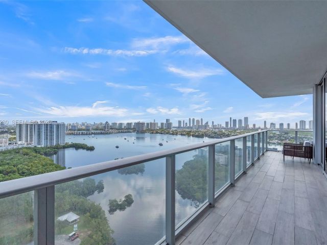 Apartment for sale  Unit #2707 - photo 7531049