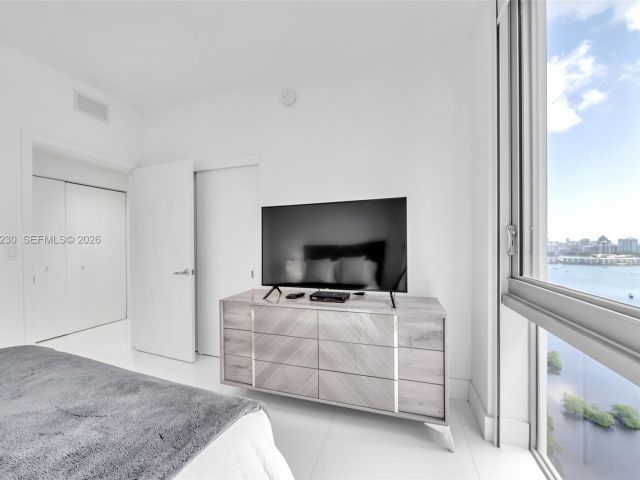 Apartment for sale  Unit #2707 - photo 7531053