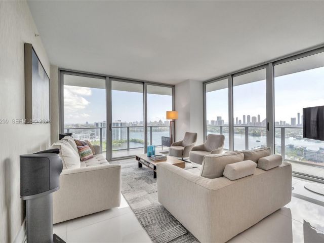 Apartment for sale  Unit #2707 - photo 7531054