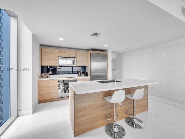 Apartment for sale  Unit #2707 - photo 7531065