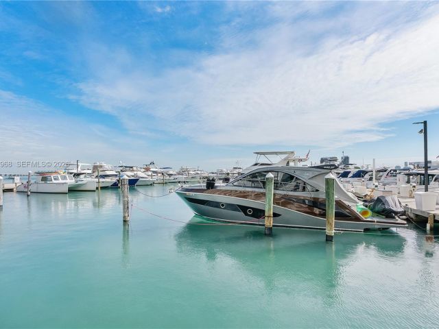 Apartment for rent  Unit #A-3050 - photo 7530510