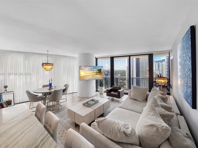 Apartment for sale  Unit #3504 - photo 7534139