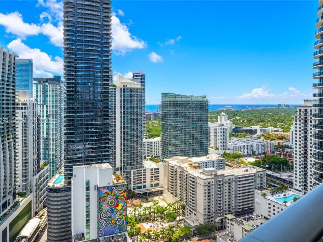 Apartment for sale  Unit #3504 - photo 7534145