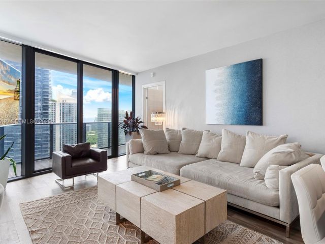 Apartment for sale  Unit #3504 - photo 7534146