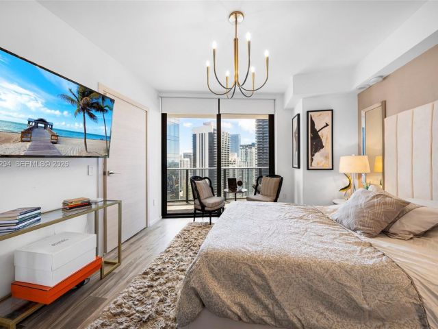 Apartment for sale  Unit #3504 - photo 7534153