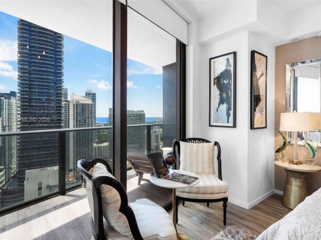 Apartment for sale  Unit #3504 - photo 7534154