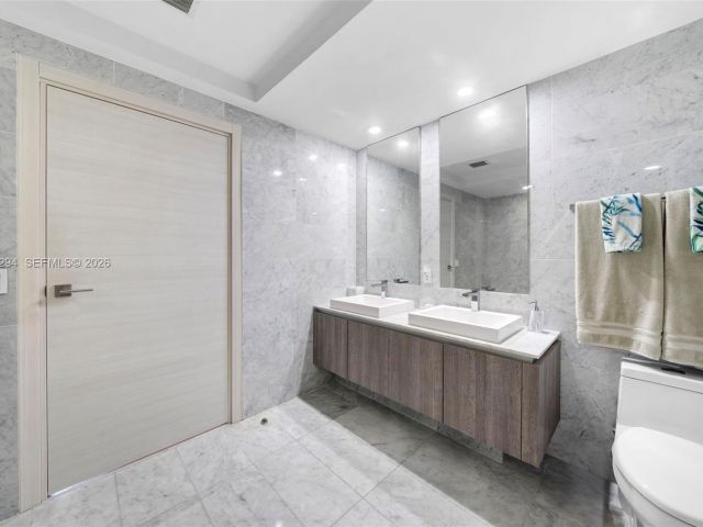 Apartment for sale  Unit #3504 - photo 7534155