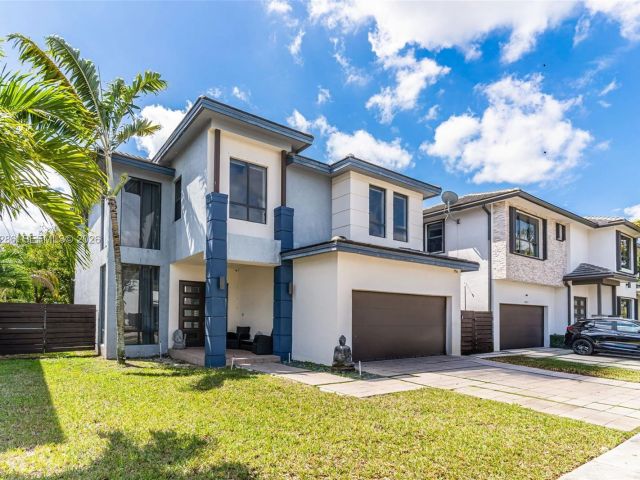 Home for sale at 16058 SW 136th Way - photo 7530896