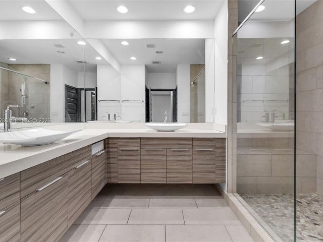 Home for sale at 16058 SW 136th Way - photo 7530908