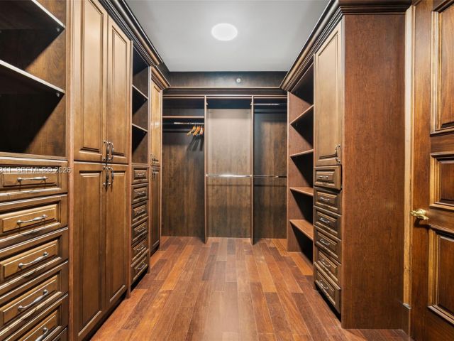 Apartment for sale  Unit #1604 - photo 7532172