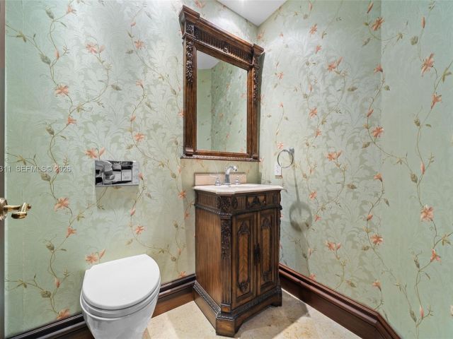 Apartment for sale  Unit #1604 - photo 7532174