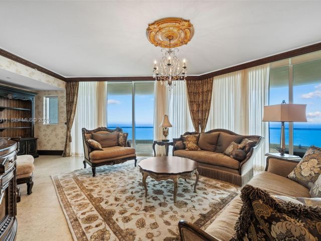 Apartment for sale  Unit #1604 - photo 7532175