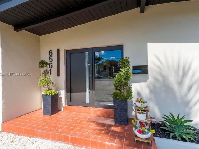 Home for sale at 6561 SW 34th St - photo 7530889