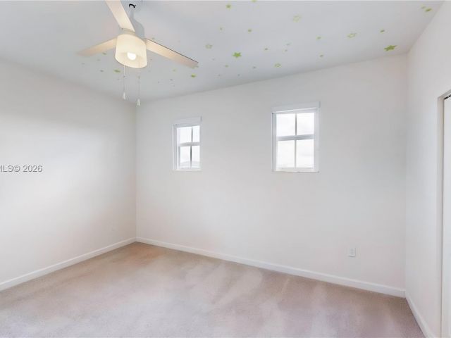 4-bedroom home for rent in Homestead - 2333 SE 28th Ct - MondialRealty