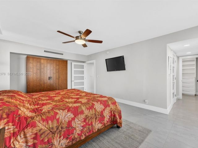 Apartment for sale  Unit #1024 - photo 7534229