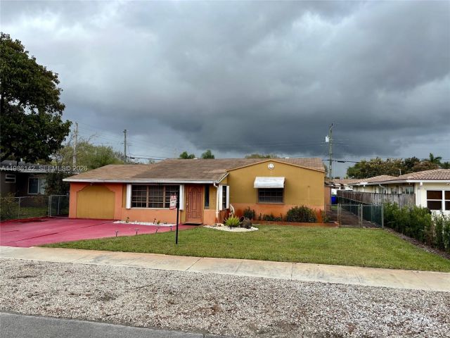 Home for sale at 3241 Arthur Ter - photo 7532123