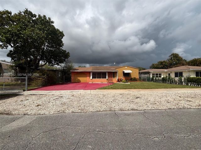 Home for sale at 3241 Arthur Ter - photo 7532125