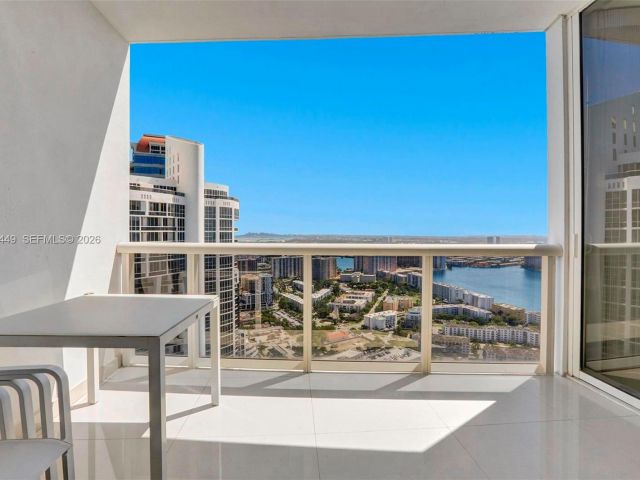 Apartment for rent  Unit #5405 - photo 7531809