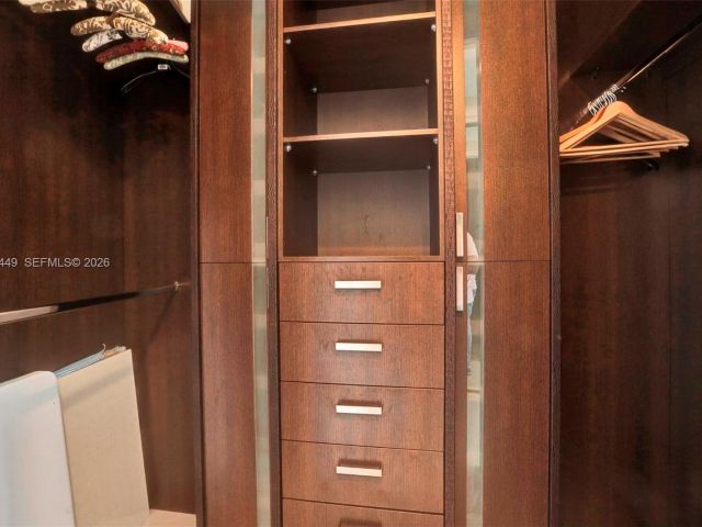 Apartment for rent  Unit #5405 - photo 7531818