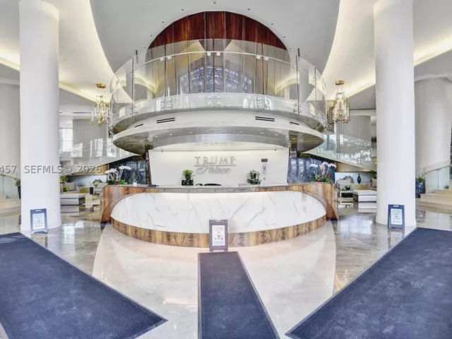 3-bedroom condo for sale in Sunny Isles Beach - 18101 Collins 4106 +Cabana - MondialRealty