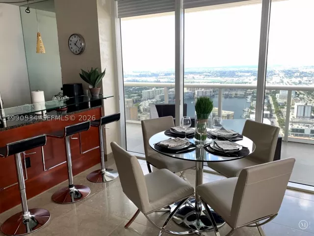 2-bedroom condo for rent in Hallandale Beach - 1830 S Ocean Drive 4608 - MondialRealty