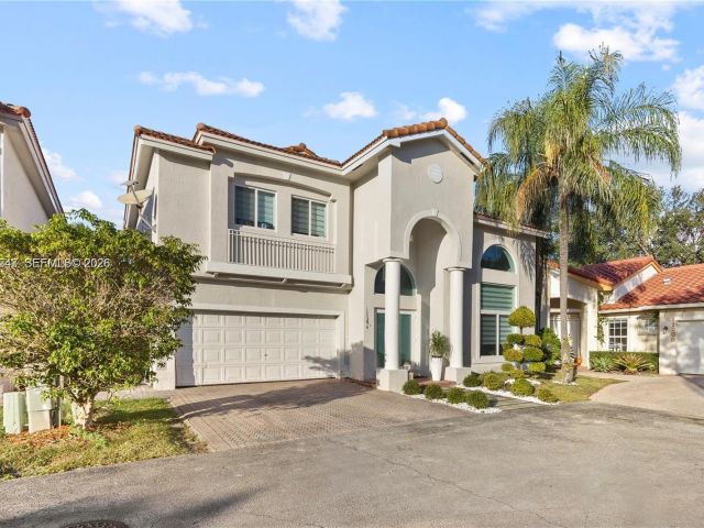 Home for rent at 11243 NW 58th Ter 1 - photo 7532919