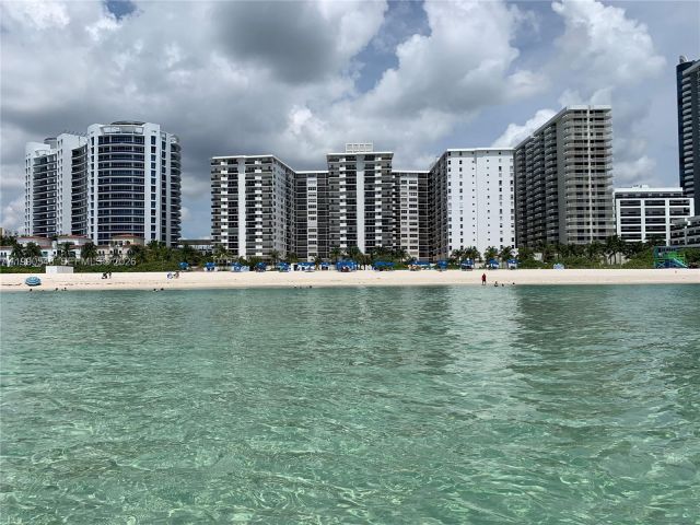 Apartment for rent  Unit #1431 - photo 7533075