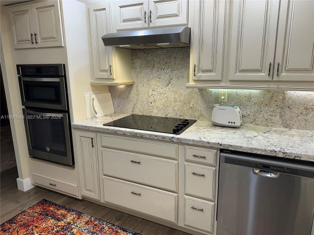 Apartment for rent  Unit #1431 - photo 7533077