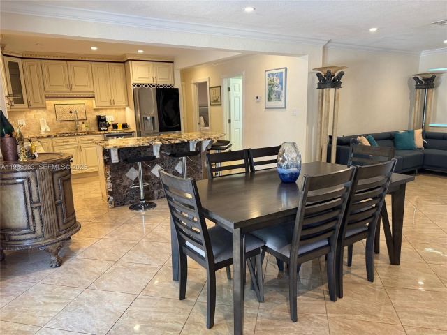 3-bedroom home for sale in Pompano Beach - 2355 SE 7th St - MondialRealty