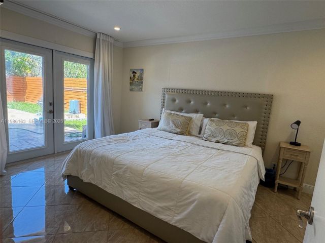 3-bedroom home for sale in Pompano Beach - 2355 SE 7th St - MondialRealty