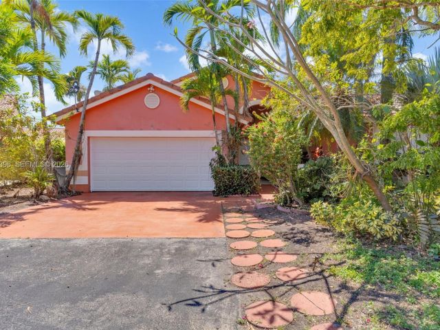 Home for sale at 15012 SW 45th Ln - photo 7532718