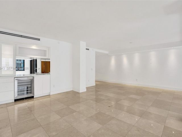 Apartment for rent  Unit #504 - photo 7533597